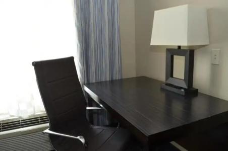 Super 8 by Wyndham Irving/DFW Apt/North - 54