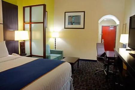 Super 8 by Wyndham Irving/DFW Apt/North - 70