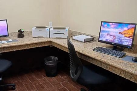 Super 8 by Wyndham Irving/DFW Apt/North - 24