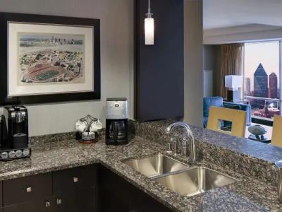 Hyatt Regency Dallas - 63