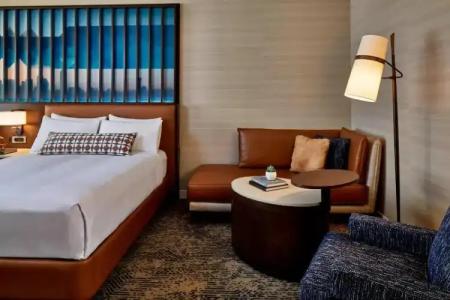 Renaissance Dallas - 71