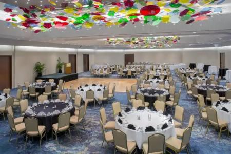 Waikiki Beach Marriott Resort & Spa - 18