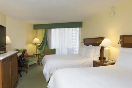 Waikiki Beach Marriott Resort & Spa - 5