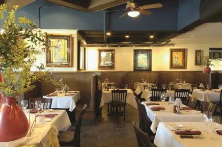 Waikiki Beach Marriott Resort & Spa - 32