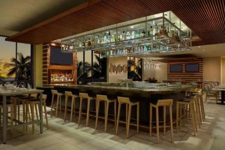 Waikiki Beach Marriott Resort & Spa - 31