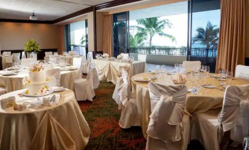 Sheraton Waikiki - 34