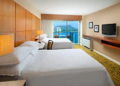 Sheraton Waikiki - 3