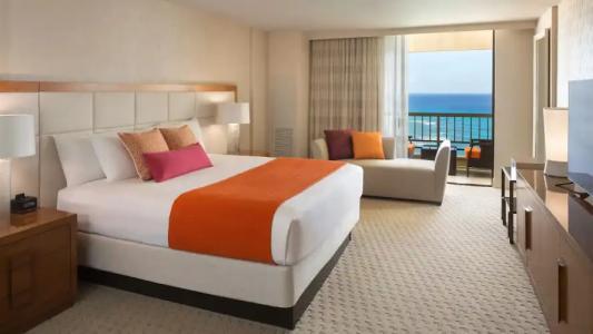 Hyatt Regency Waikiki Beach Resort & Spa - 84