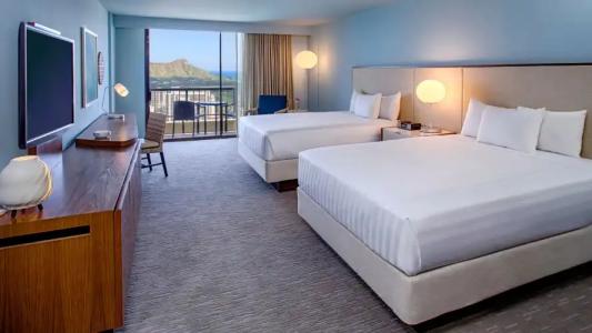 Hyatt Regency Waikiki Beach Resort & Spa - 43