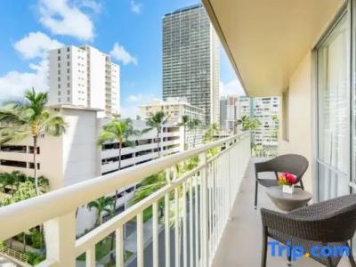 Courtyard by Marriott Waikiki Beach - 78