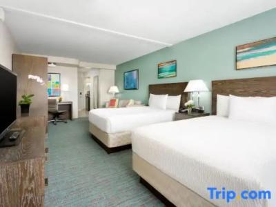 Courtyard by Marriott Waikiki Beach - 59