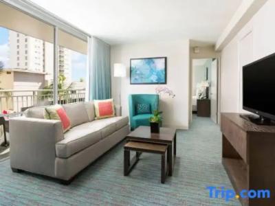 Courtyard by Marriott Waikiki Beach - 76