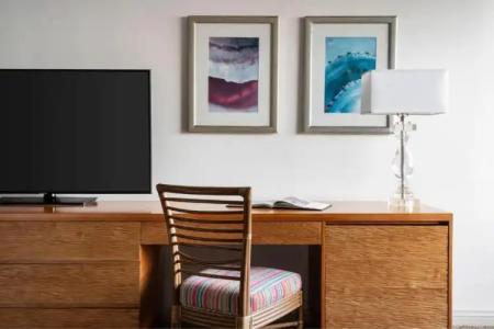 The Royal Hawaiian, A Luxury Collection Resort, Waikiki - 5