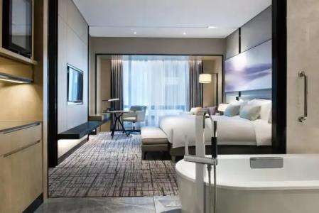 Halepuna Waikiki by Halekulani - 36