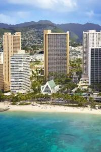 Hilton Waikiki Beach Resort & Spa - 27