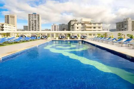 Hilton Waikiki Beach Resort & Spa - 14