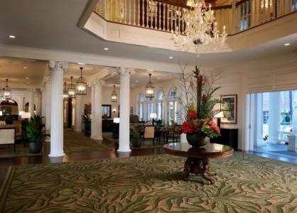Moana Surfrider, A Westin Resort & Spa, Waikiki Beach - 1