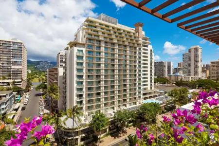 Hilton Garden Inn Waikiki Beach - 34
