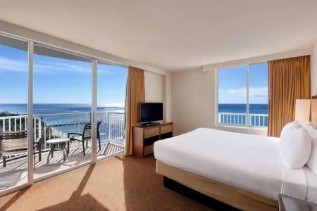Park Shore Waikiki - 68