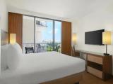 Accessible Double room with partial ocean view