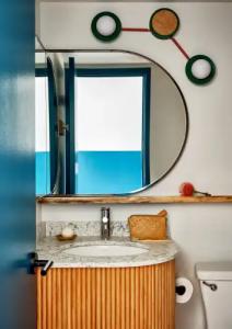 Wayfinder Waikiki - Voted Top 10 Bests in Hawaii! - 11