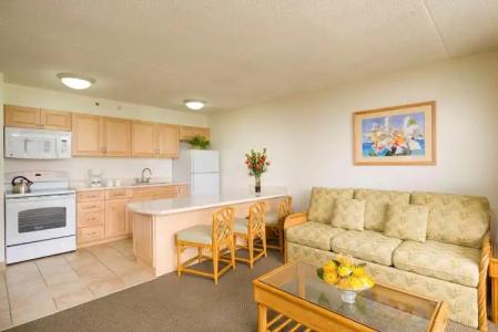 Aston at the Waikiki Banyan - 24