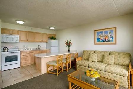 Aston at the Waikiki Banyan - 44