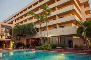 Regency Airport by Sonesta Mini-hotel, Miami