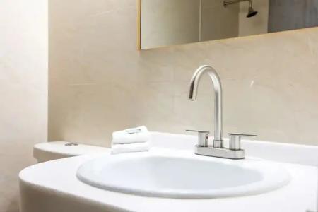 Regency Miami Airport by Sonesta - 80