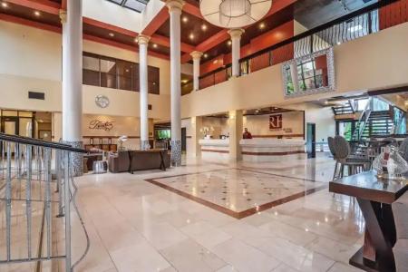 Regency Miami Airport by Sonesta - 1