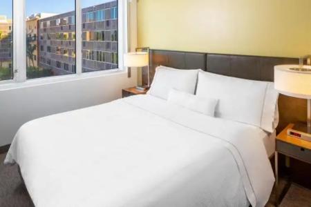 Element Miami International Airport - 34