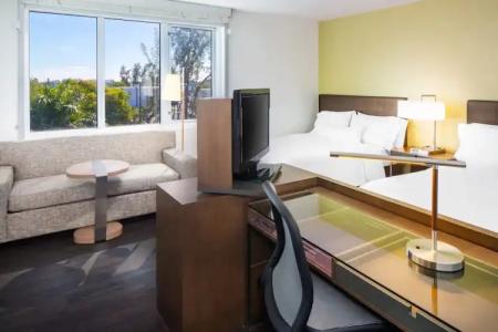 Element Miami International Airport - 51