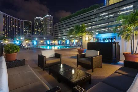 Courtyard Miami Downtown Brickell Area - 18