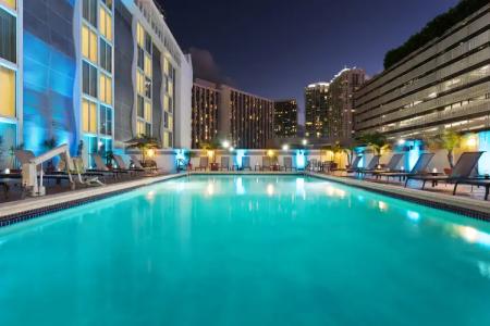 Courtyard Miami Downtown Brickell Area - 16