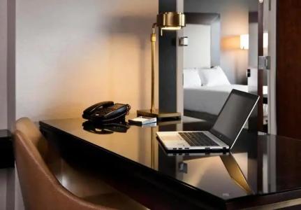 Hilton Baltimore Inner Harbor - 133