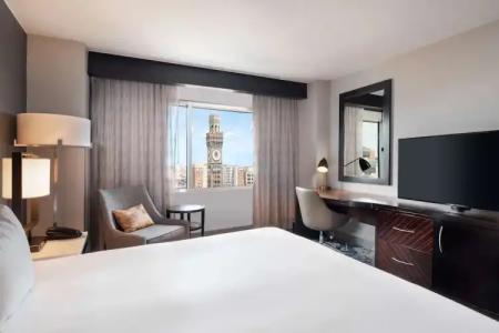 Hilton Baltimore Inner Harbor - 43