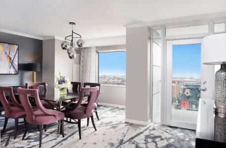 Hilton Baltimore Inner Harbor - 50