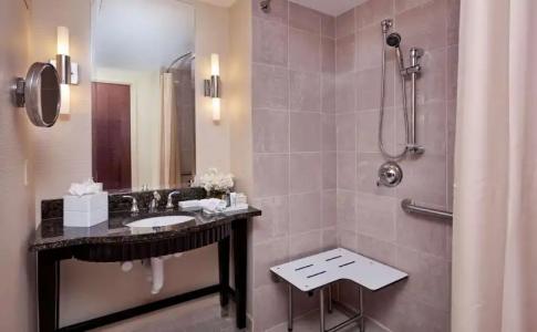 Hilton Baltimore Inner Harbor - 89