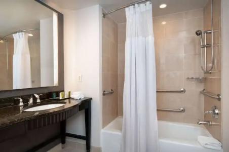 Hilton Baltimore Inner Harbor - 47