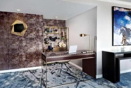 Hilton Baltimore Inner Harbor - 65