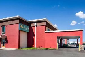 Quality inn near Pimlico Racetrack, Baltimore