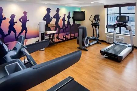 Hyatt Place Pittsburgh North Shore - 14