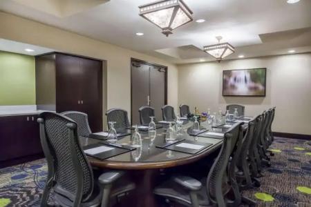 Courtyard by Marriott Pittsburgh University Center - 15