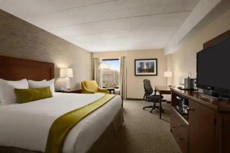 Courtyard by Marriott Pittsburgh University Center - 35