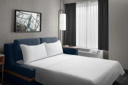 Courtyard by Marriott Pittsburgh University Center - 23