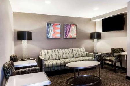 Courtyard by Marriott Pittsburgh University Center - 2