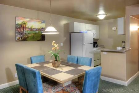 Palm Canyon Resort - 32