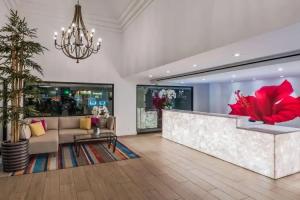 Best Western Plus Las Brisas Hotel, Palm Springs