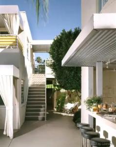 Movie Colony - Adults Only - 18