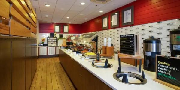 Holiday Inn Nashville Vanderbilt, an IHG - 18